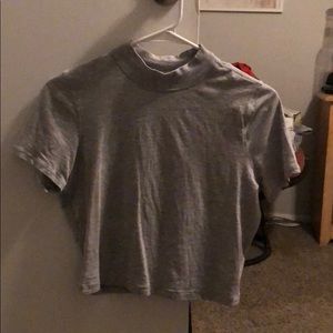 Lululemon cropped shirt